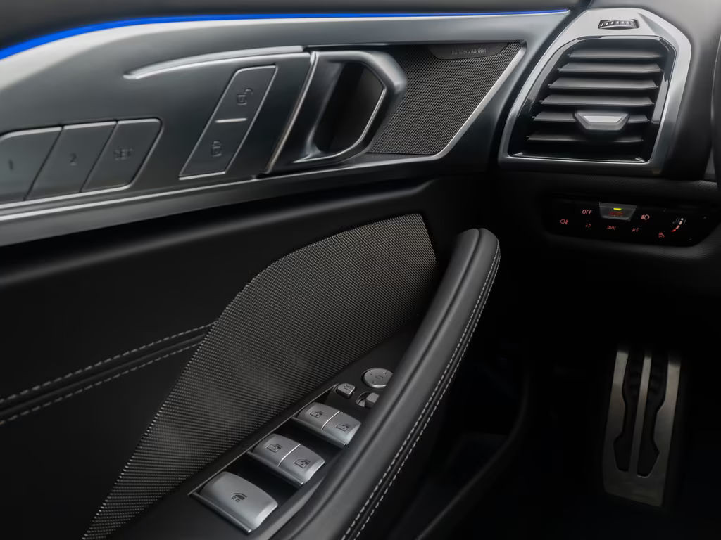 BMW M850