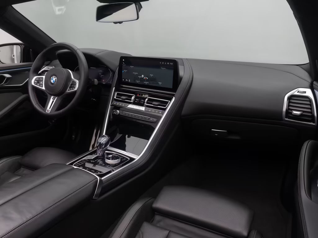 BMW M850