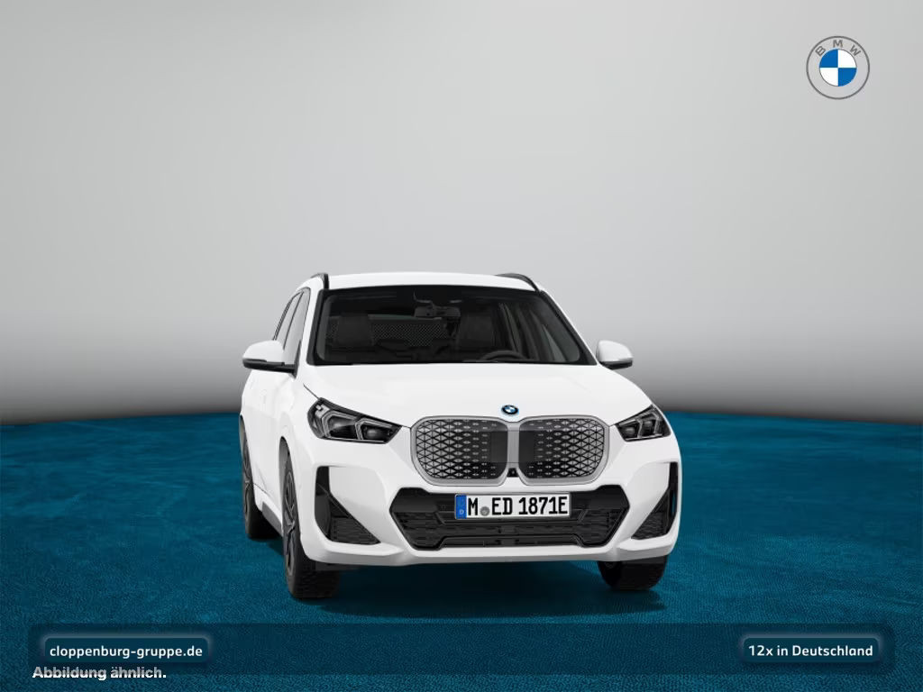 BMW iX1
