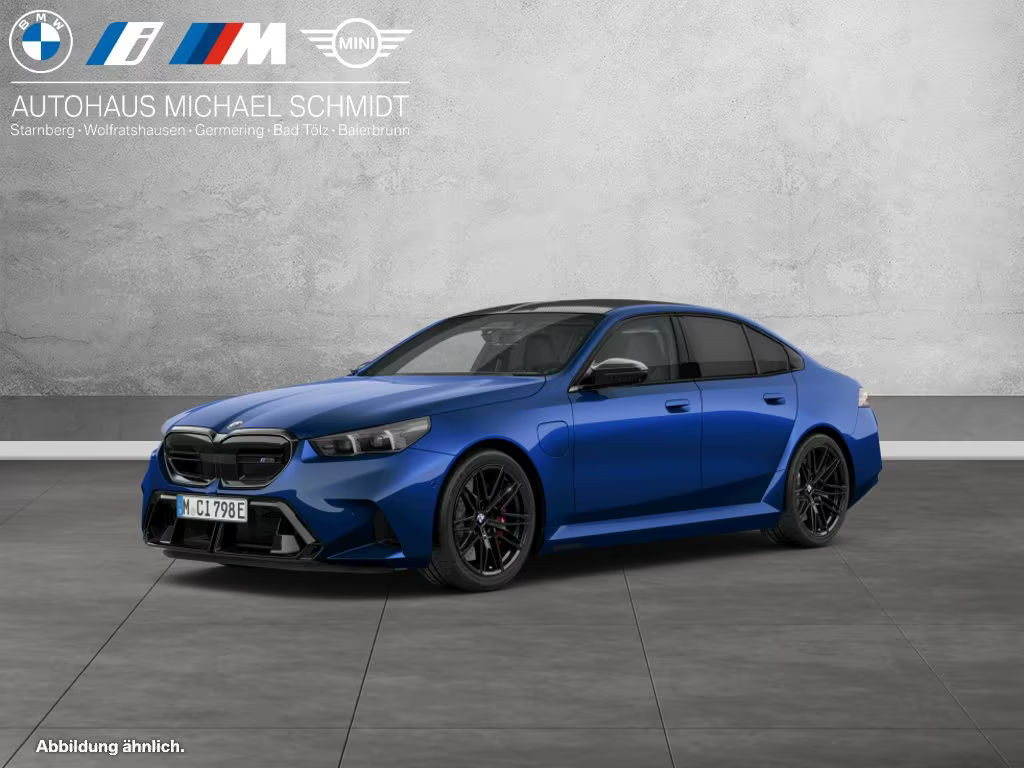 BMW M5 Sedan