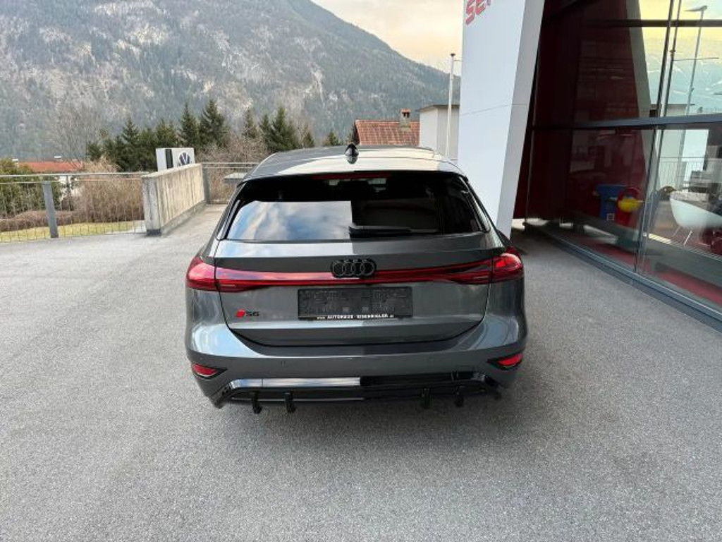 Audi S6 e-tron