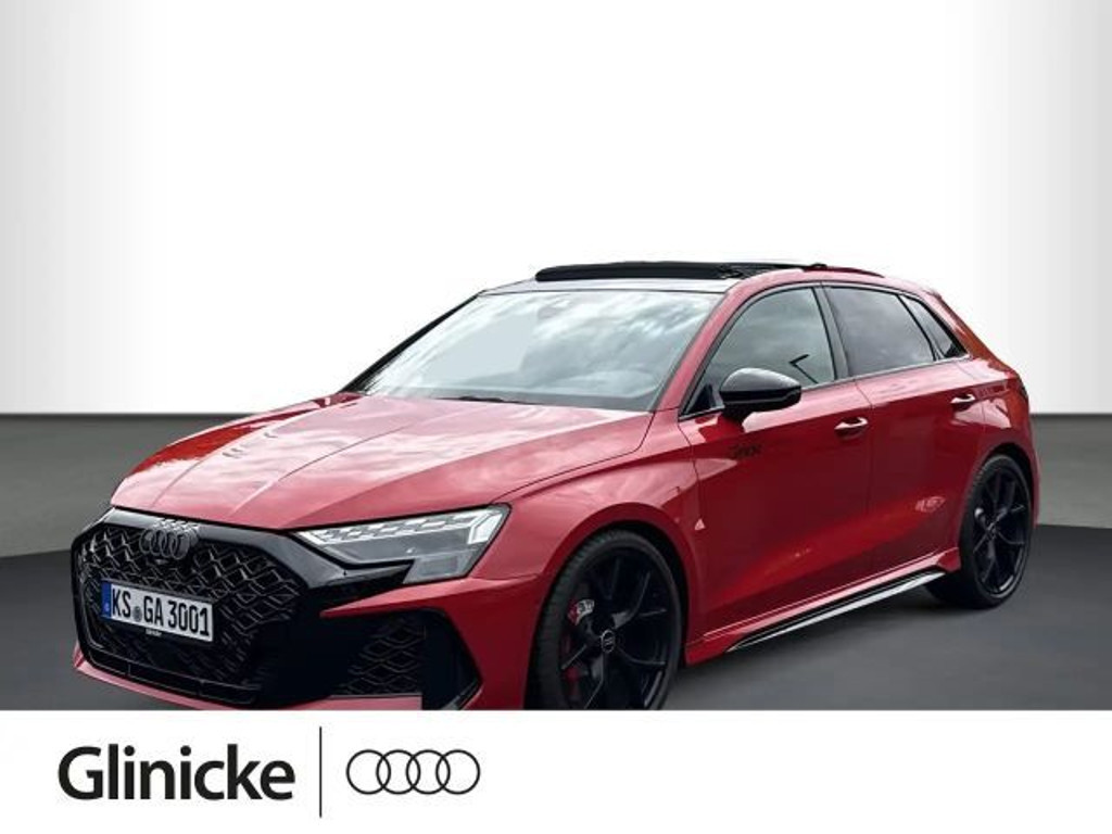 Audi RS3 Sportback Sedan Quattro