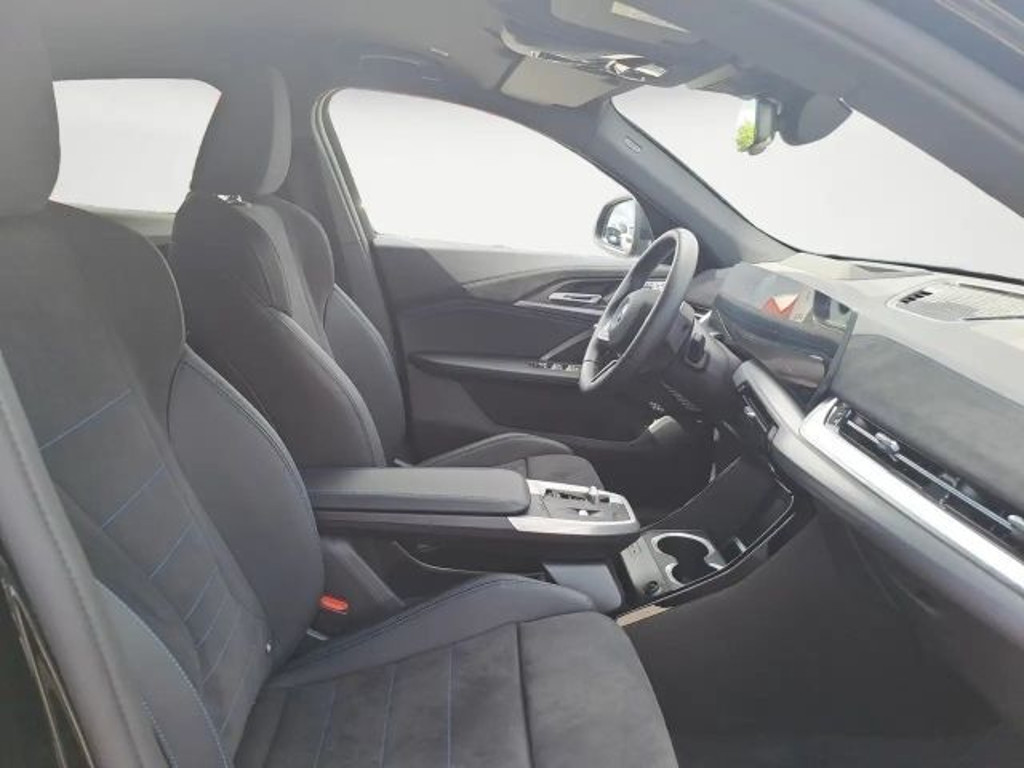 BMW iX2