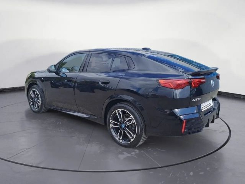 BMW iX2