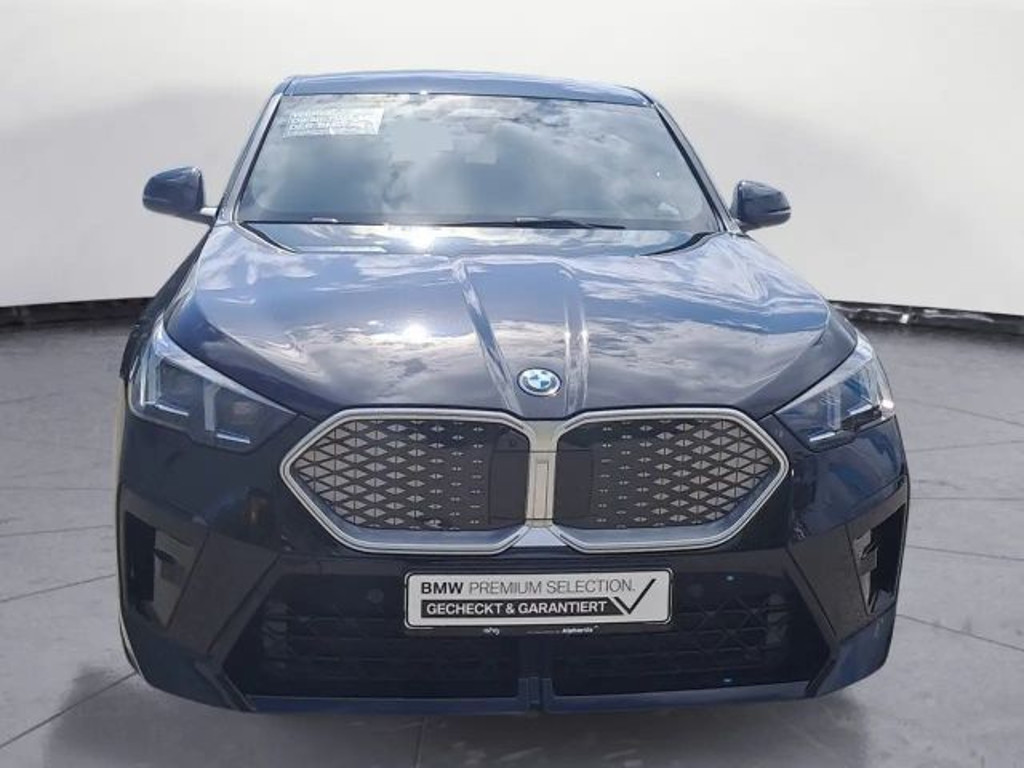 BMW iX2