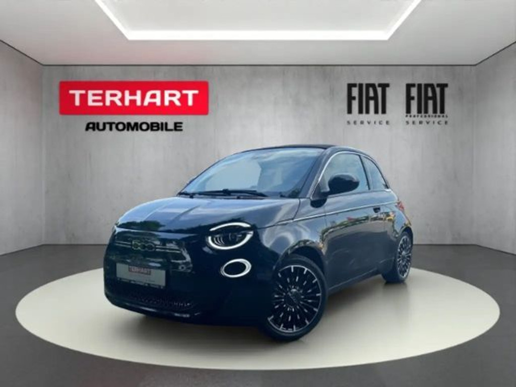 Fiat 500e La Prima