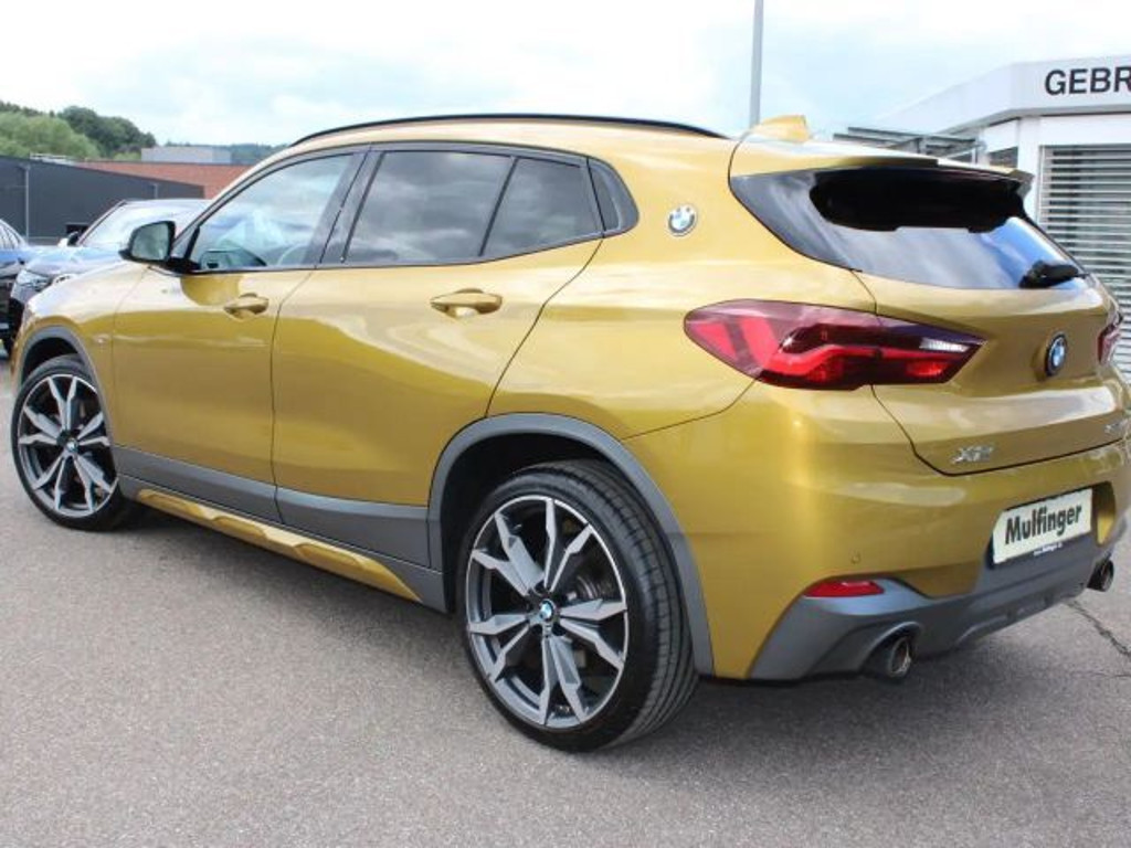 BMW X2