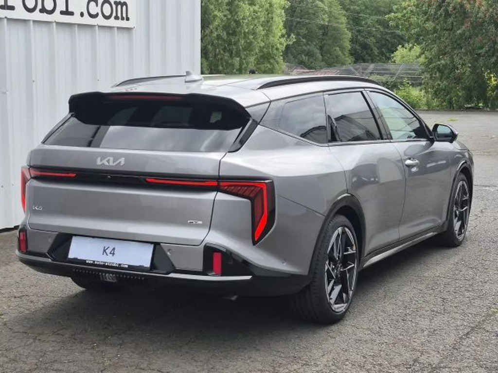 Kia K4