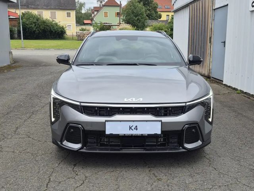 Kia K4