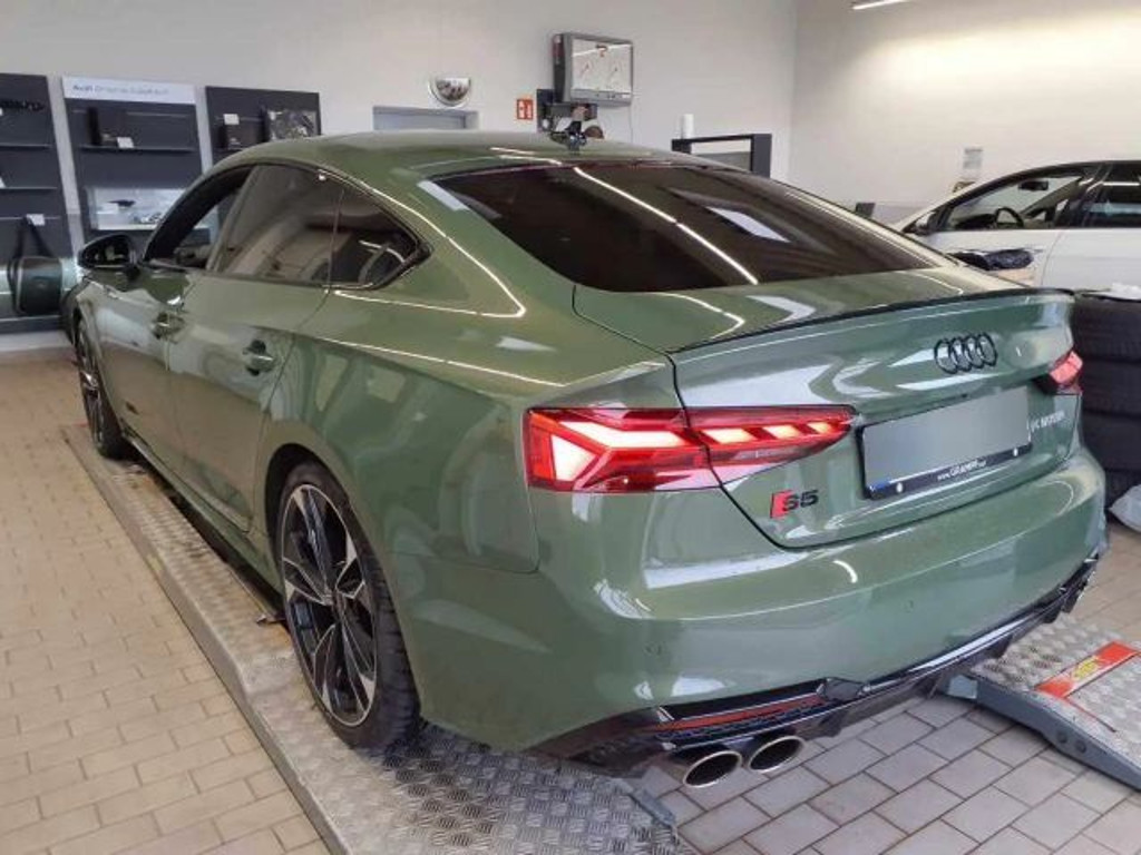 Audi S5