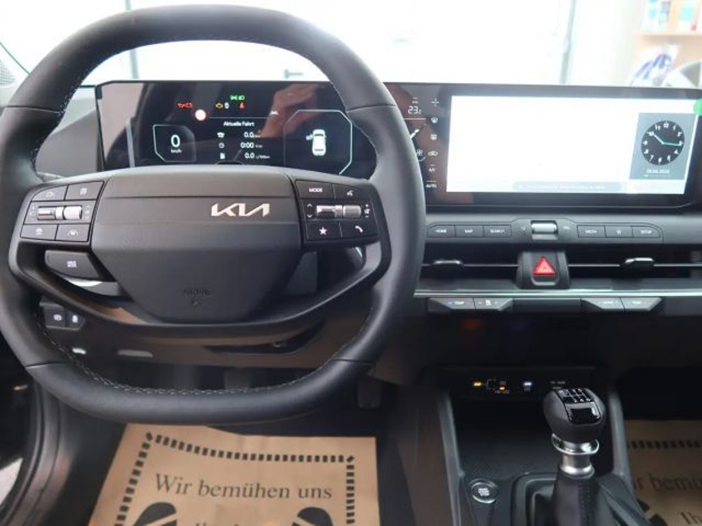 Kia K4