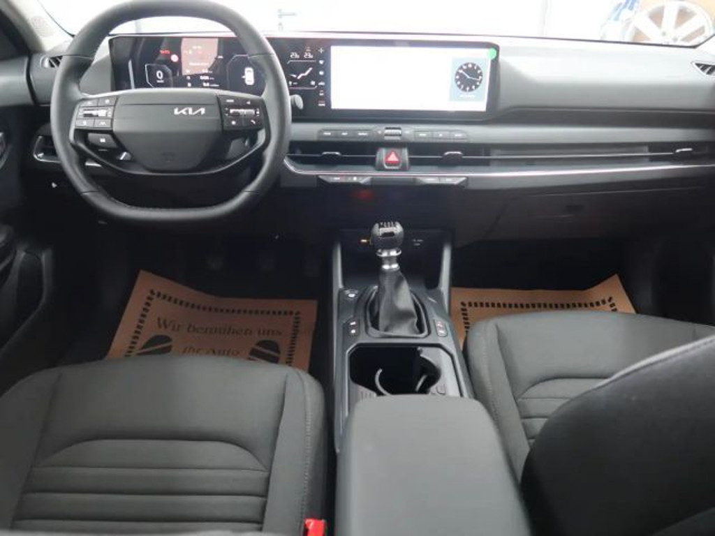 Kia K4