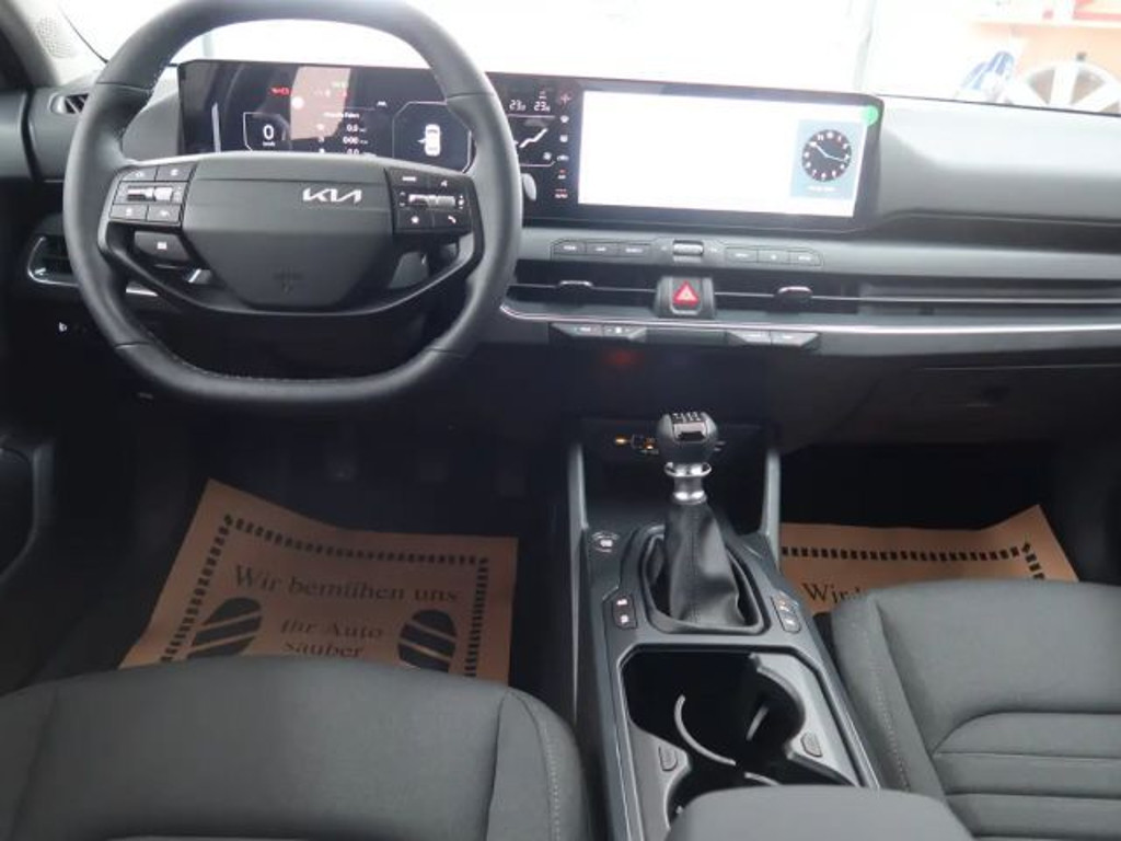 Kia K4