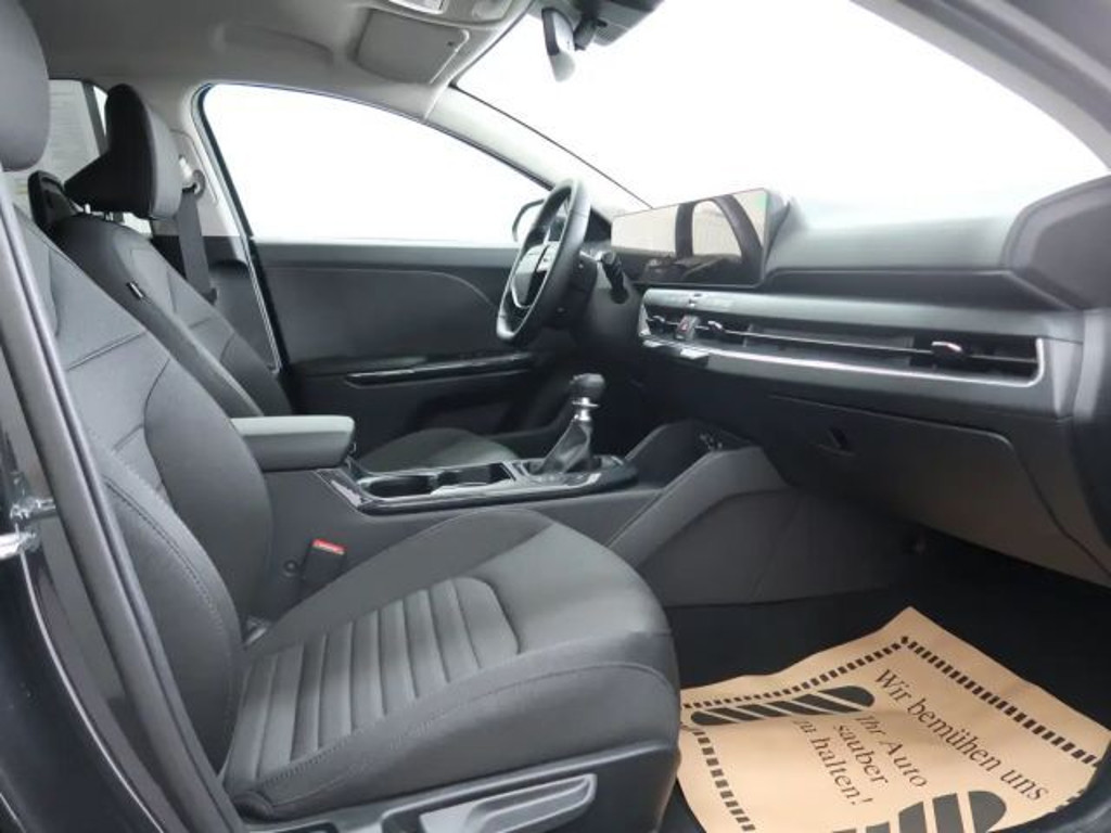 Kia K4