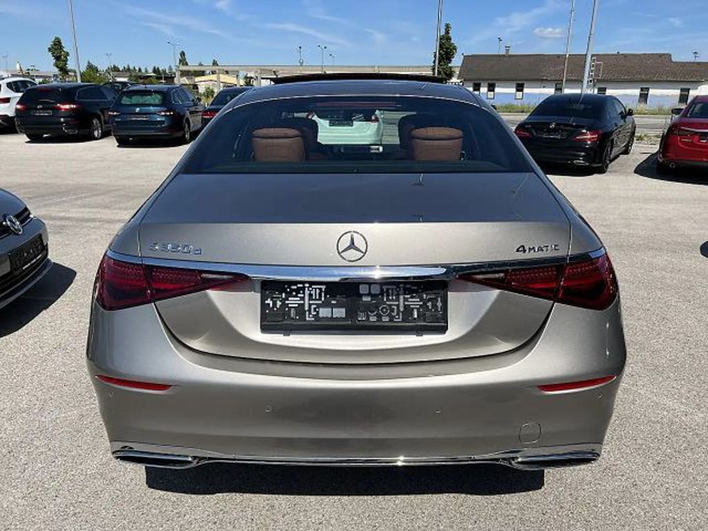 Mercedes-Benz S-Klasse