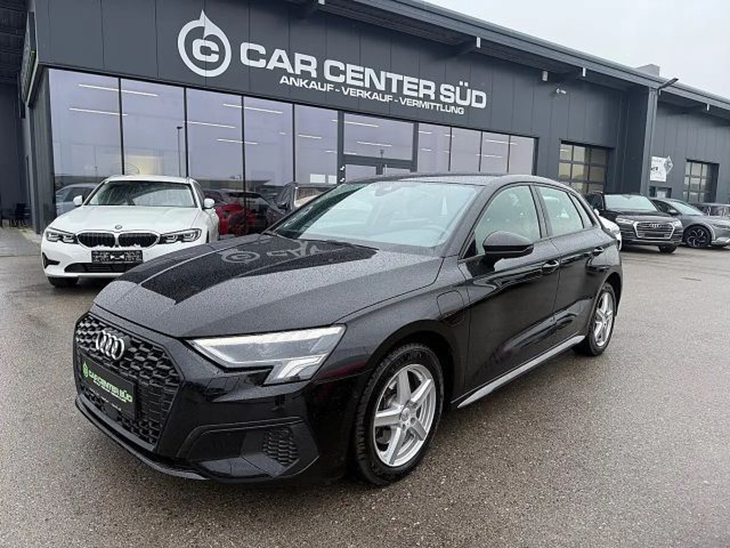 Audi A3 Sedan S-Tronic Hybride 40 TFSI