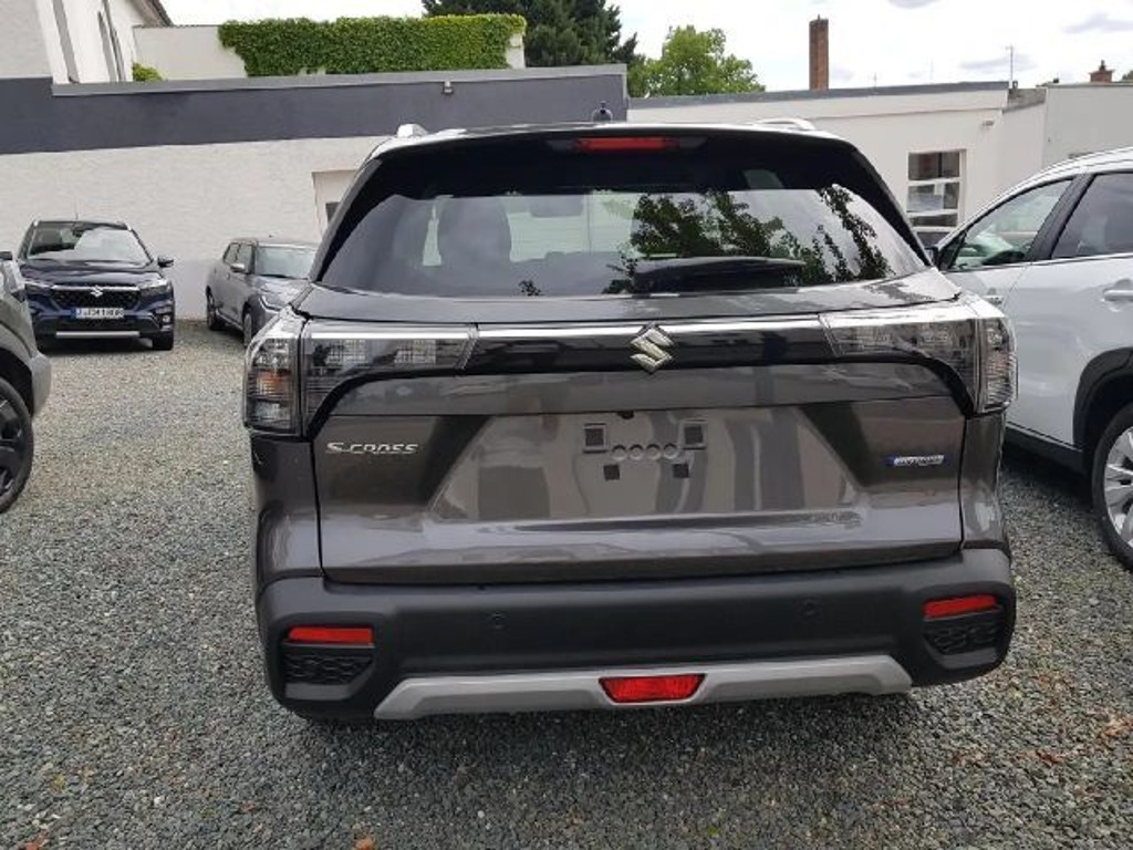 Suzuki S-Cross