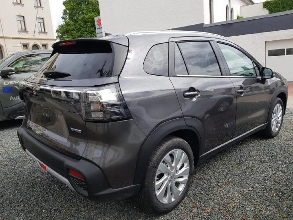 Suzuki S-Cross