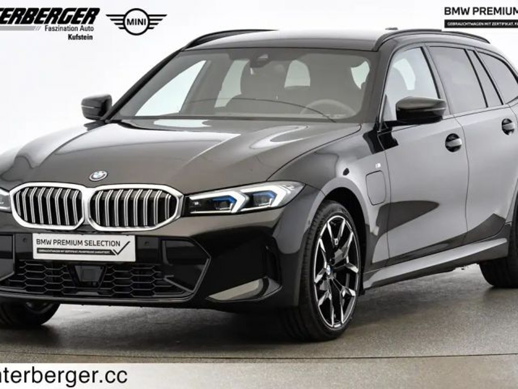 BMW 3 Serie 330 M-Sport xDrive Touring 330e
