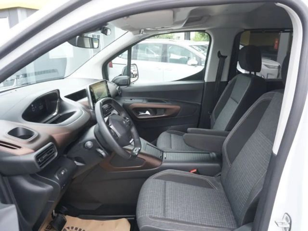 Peugeot e-Rifter