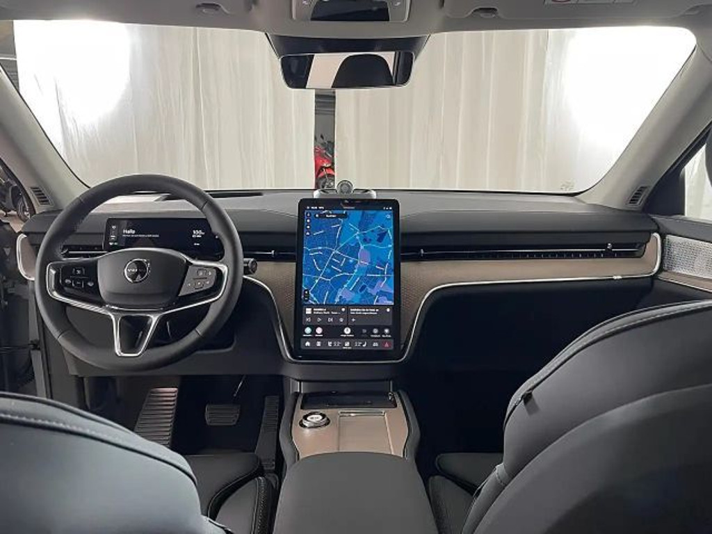 Volvo EX90