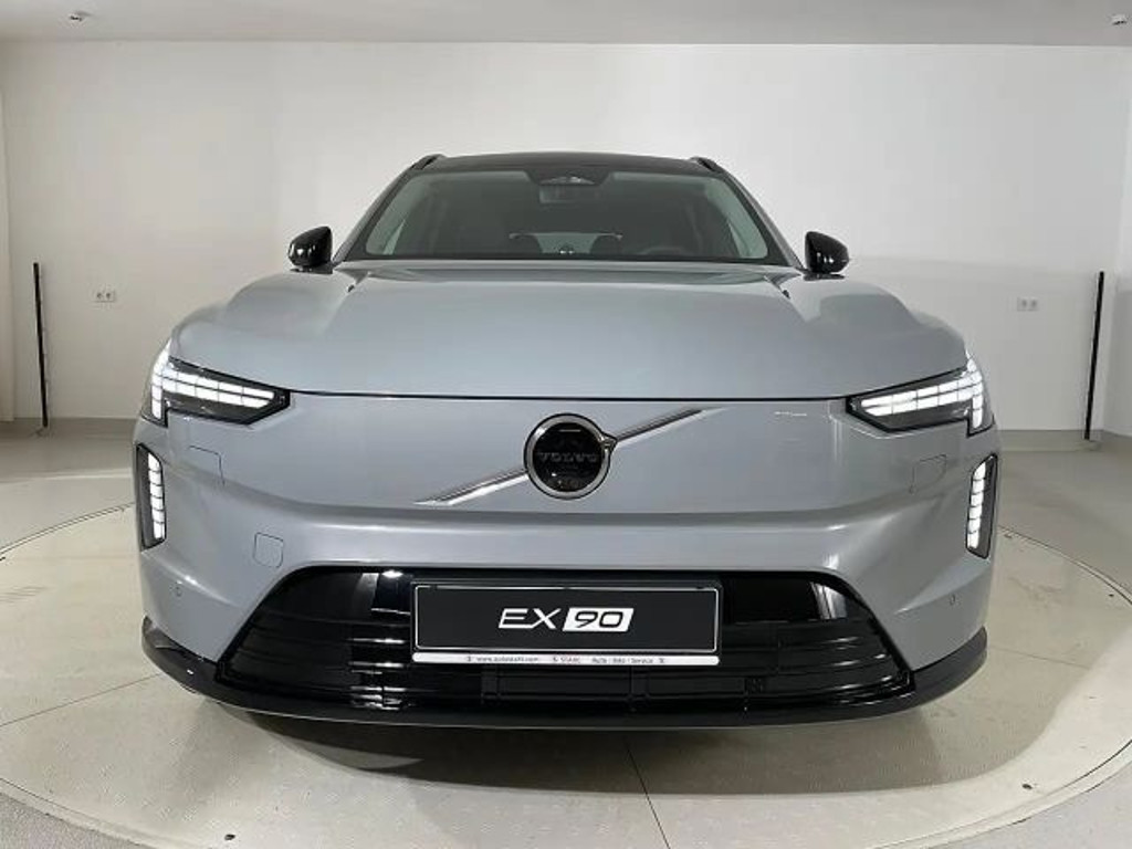 Volvo EX90