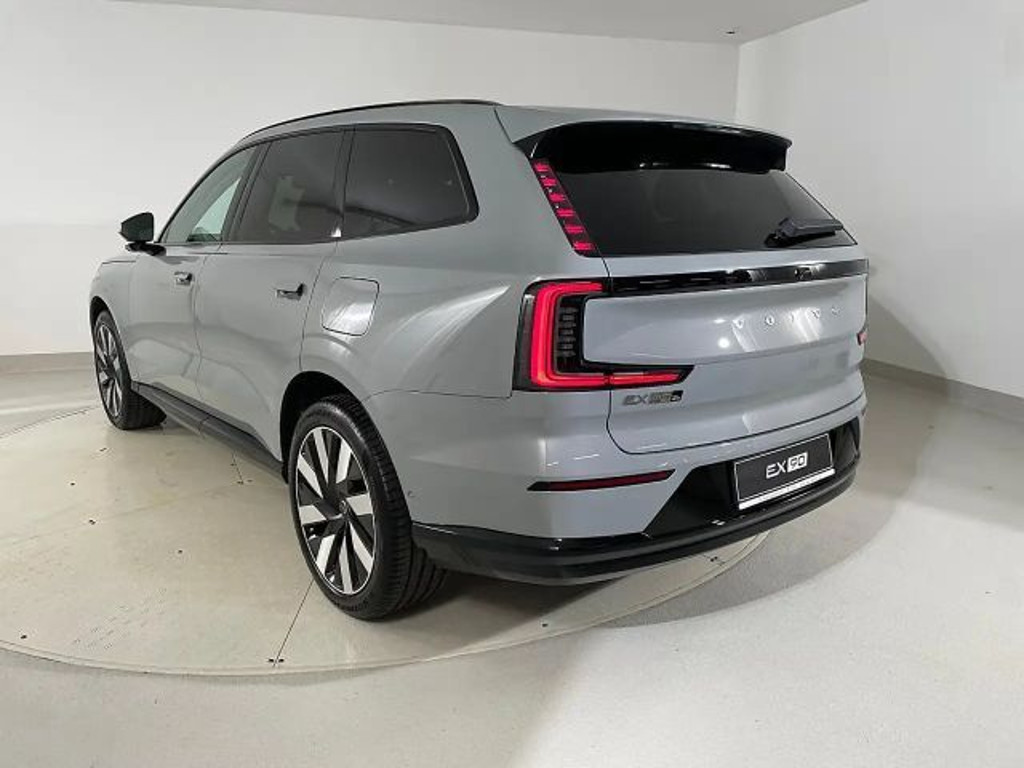 Volvo EX90