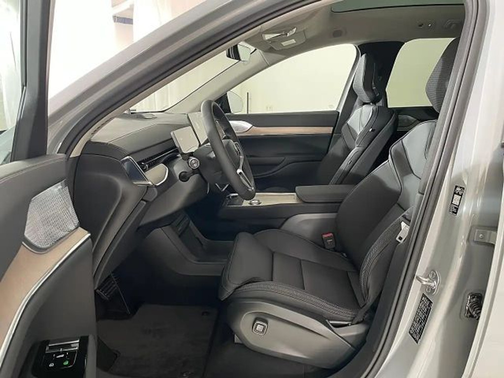 Volvo EX90