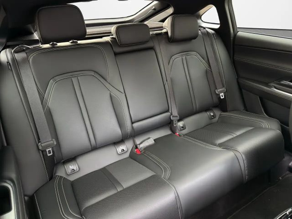 Mazda 6e