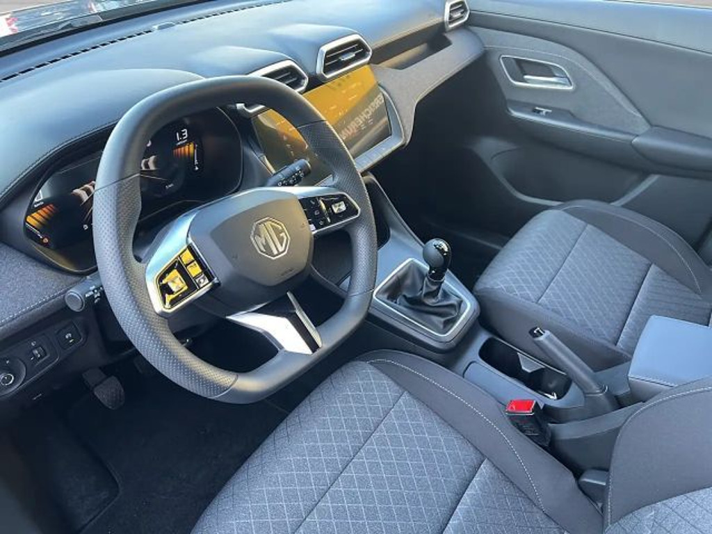 MG ZS