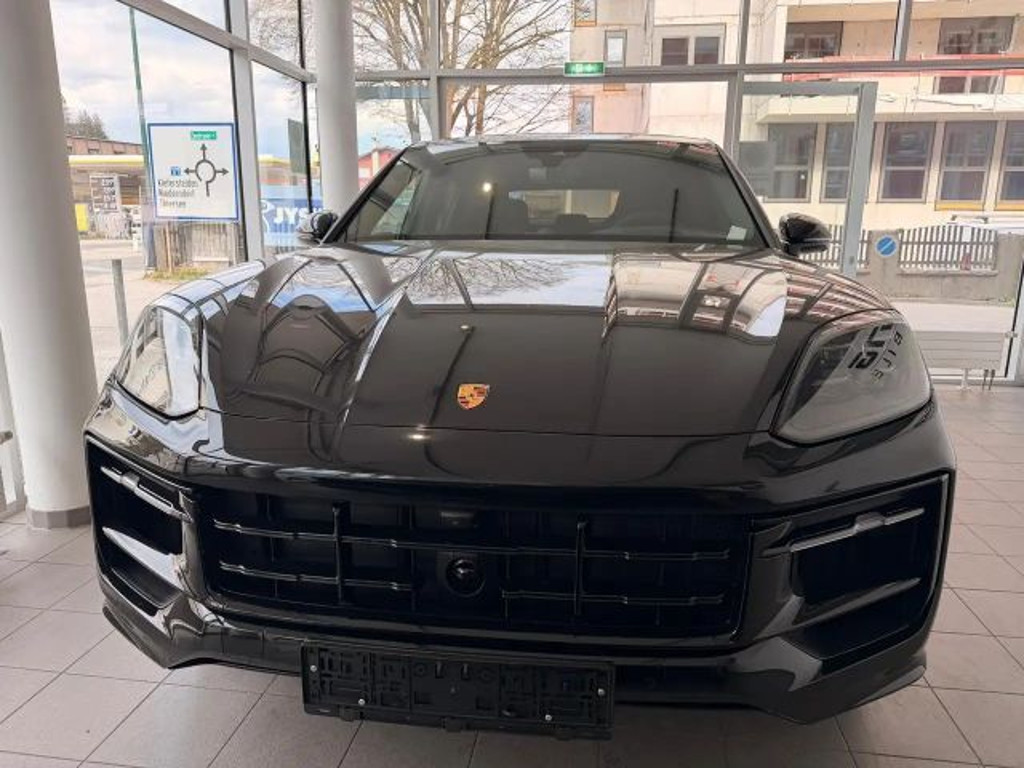 Porsche Cayenne Black Edition
