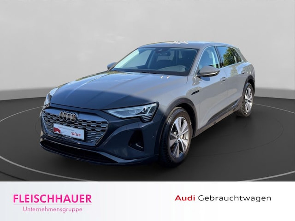 Audi Q8 e-tron Quattro 50