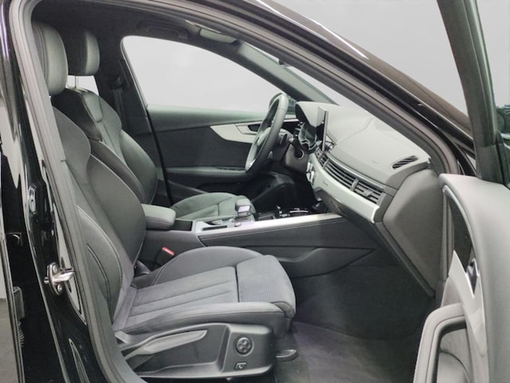 Audi A4 Avant Quattro S-Line S-Tronic 40 TFSI
