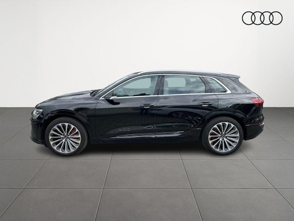 Audi Q8 e-tron