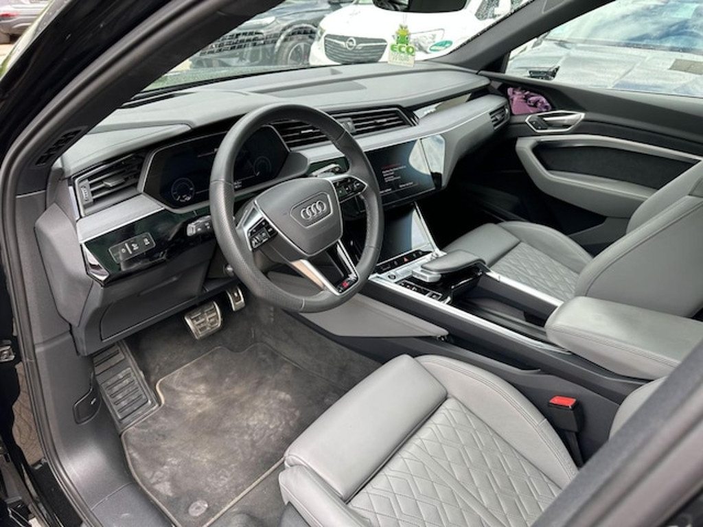 Audi Q8 e-tron