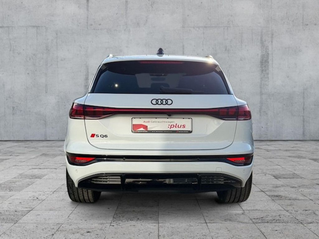 Audi Q6 e-tron