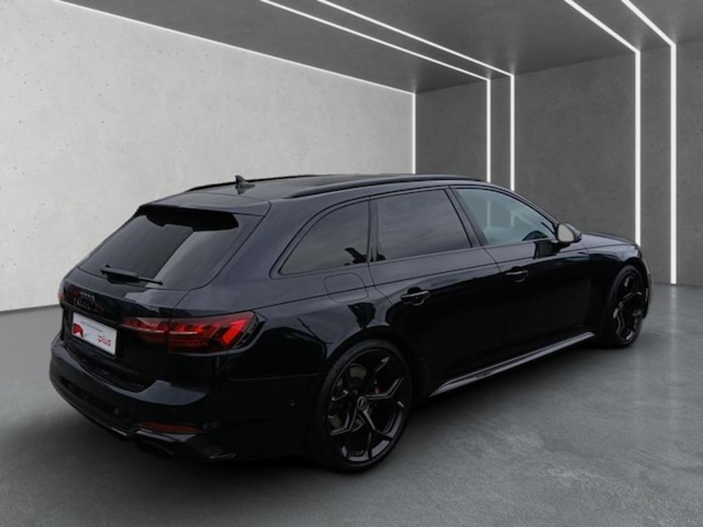 Audi RS4