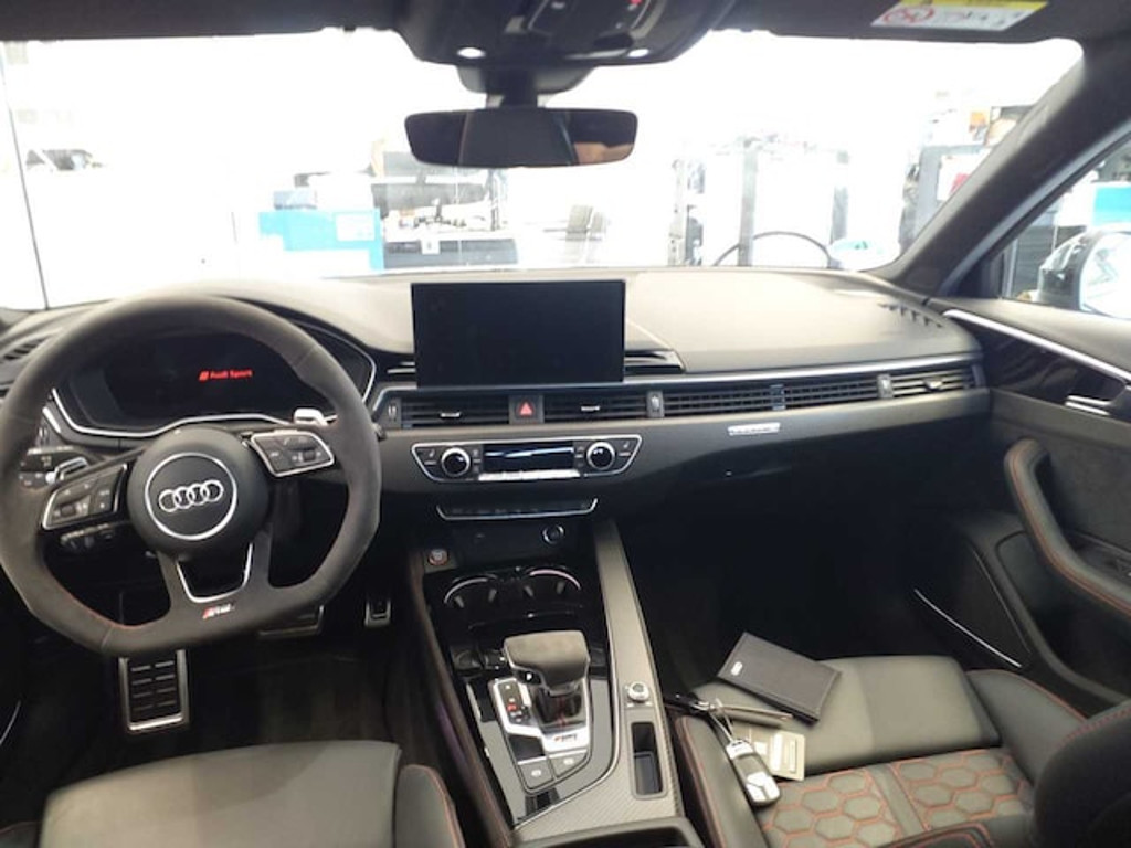 Audi RS4