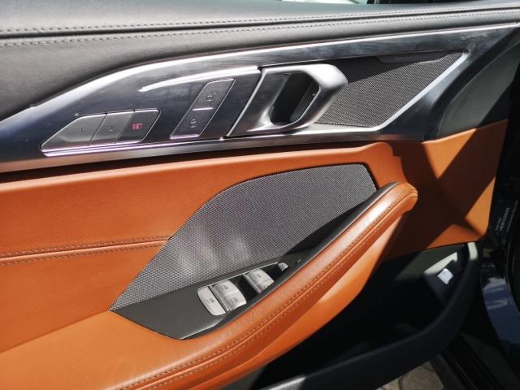 BMW M850