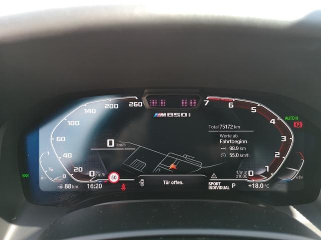 BMW M850