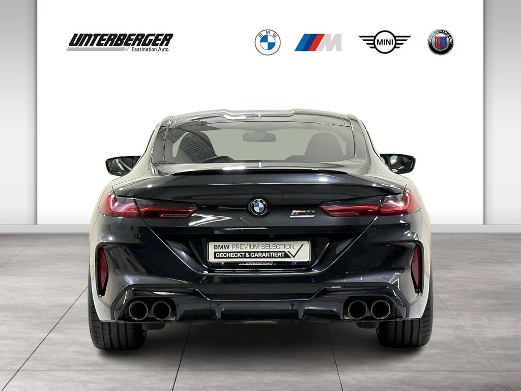 BMW M8