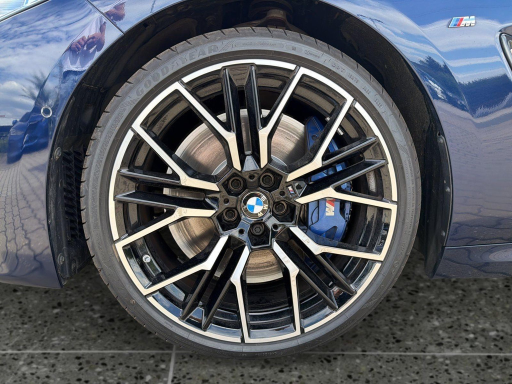 BMW M850