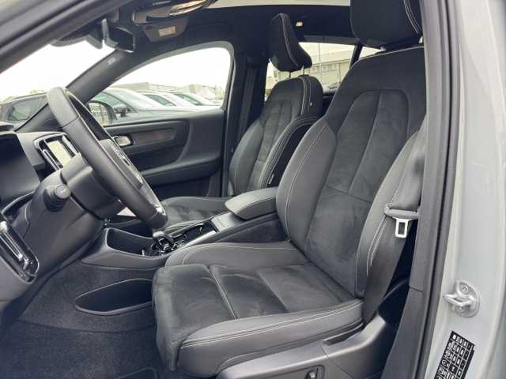 Volvo C40