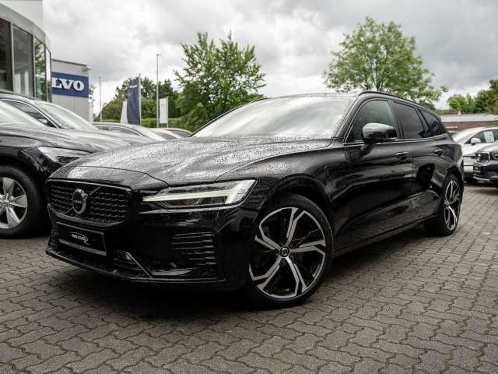 Volvo V60 AWD T8 Ultimate Dark