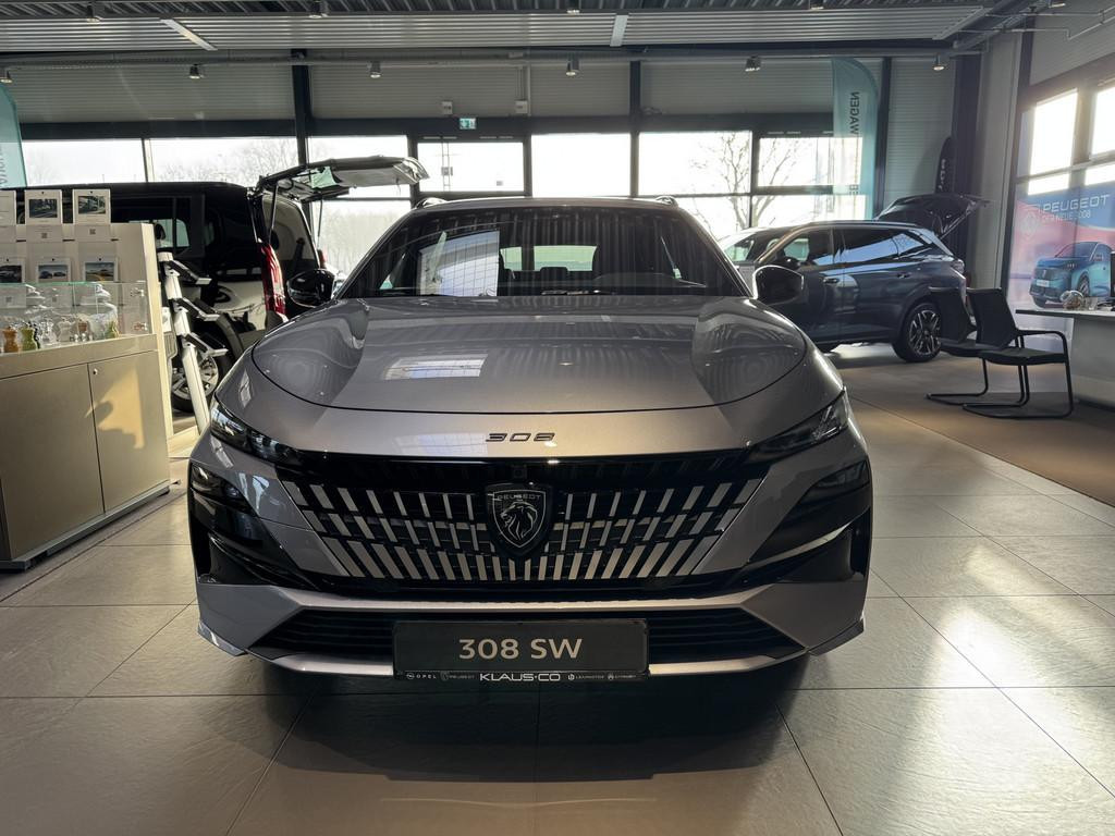 Peugeot e-308