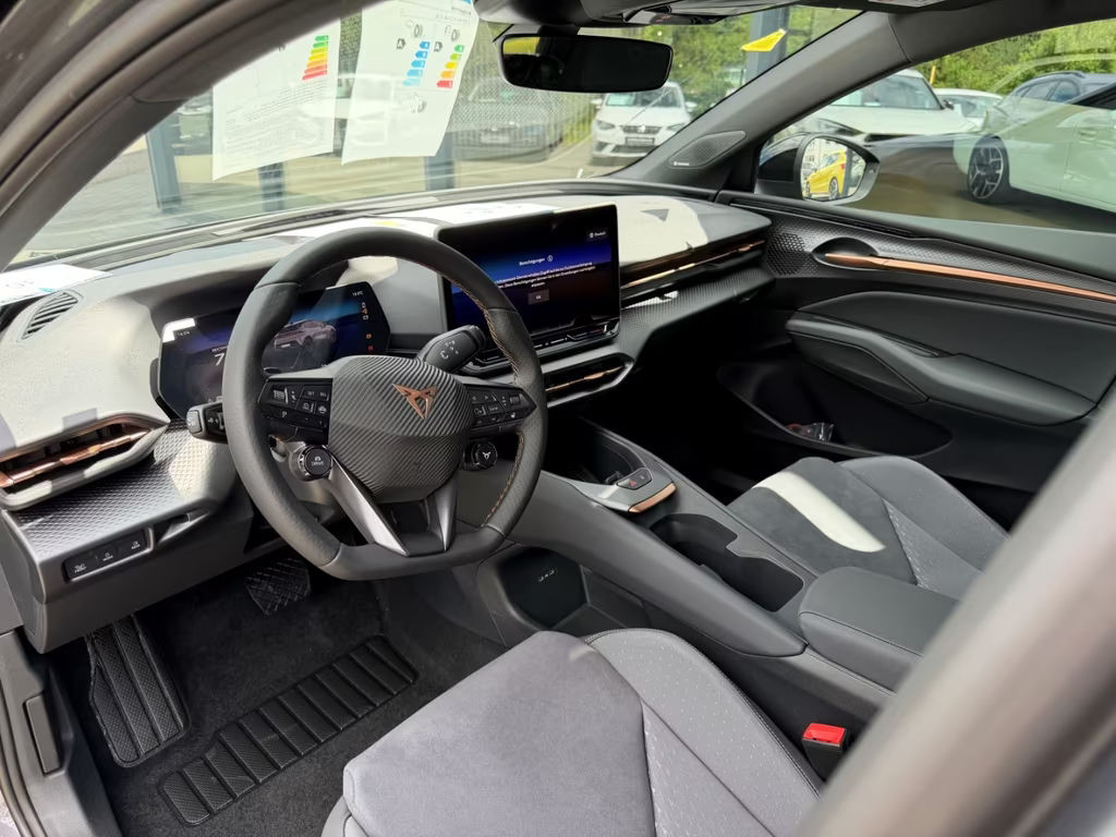 Cupra Raval