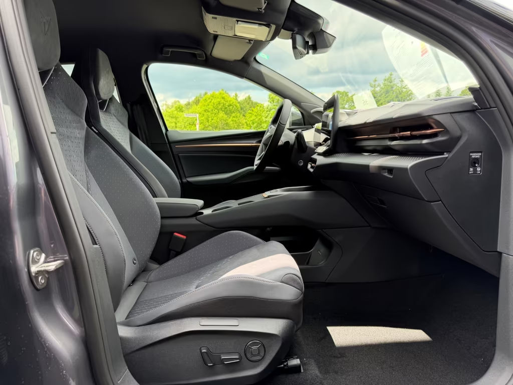 Cupra Raval