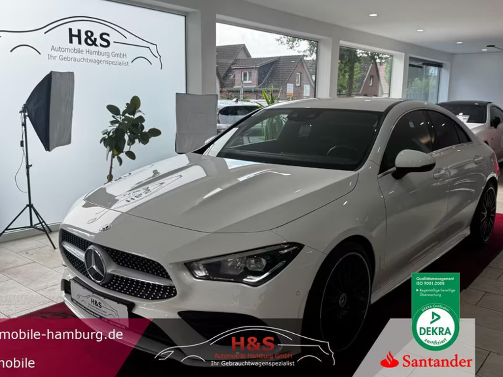 Mercedes-Benz CLA-Klasse CLA 180 AMG Line Sedan
