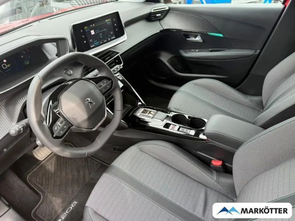 Peugeot e-208