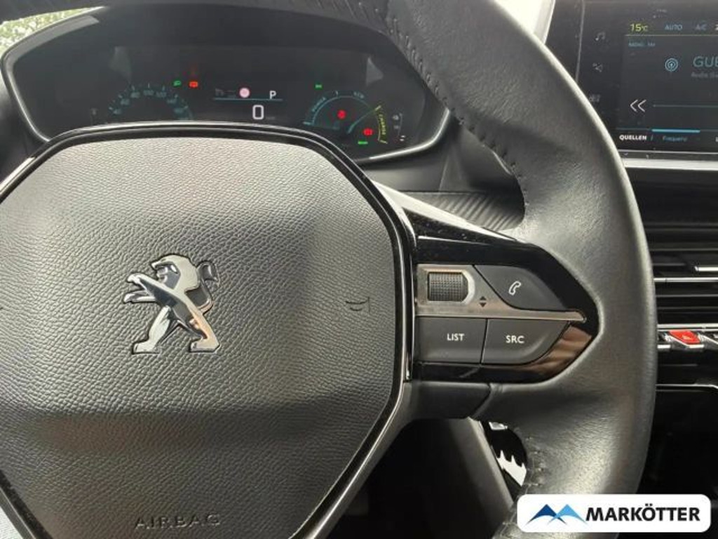 Peugeot e-208